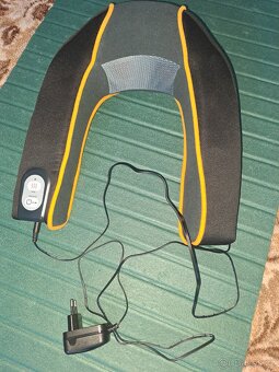 Krční masážní polštář - 2