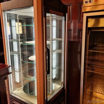 Panoramaticka vitrína - 2