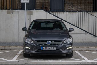 Volvo V60 A/T 84kW - 2