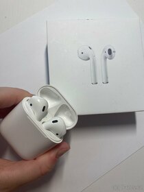 apple airpods 1 - 2