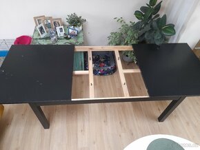 Jídelní stůl Ikea - 2