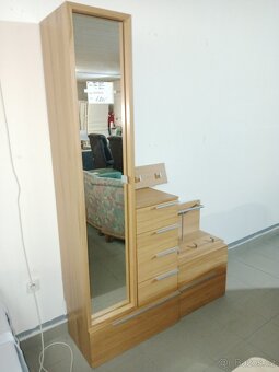 Předsíňová stěna - 2