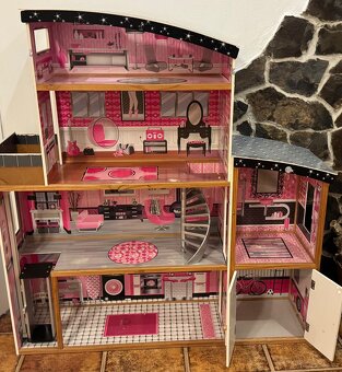 Velký domeček pro panenky Barbie KidKraft - 2