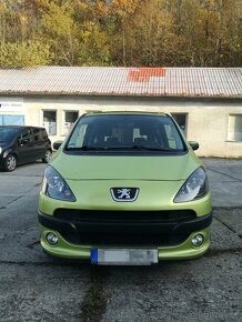 Peugeot 1007 1.6 HDi 110 FAP Sport Klima Panorama Tažné - 2