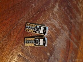LED žárovky T10 W5W - 2