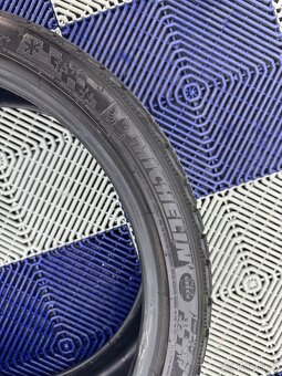 Zimni pneu 2x 245/35r20 2x275/30r20 top stav - 2