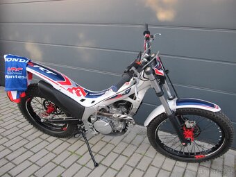 Montesa Cota 4RT (2017) - málo najeto, po servisu - 2