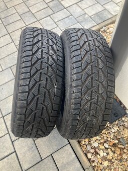 Zimní pneu 205/55R16 - 2
