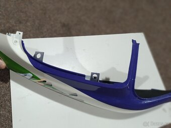 Podsedlovy plast Kawasaki ZX-9R - 2