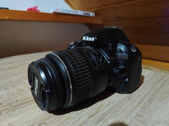 Nikon D3100 + Nikkor 18-55m + Přislušenství - 2