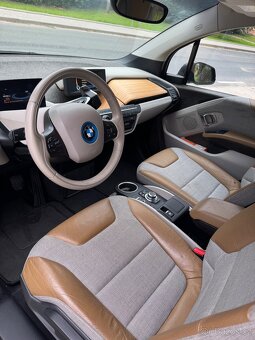 BMW i3 Lodge design , tepelné čerpadlo, naviagce prodám pěk - 2
