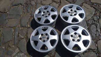 prodám originál al kola 15 5x110 na OPEL - 2