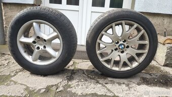 Prodám 2 sady disků+pneu na BMW X5 E53 - 2