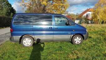 Hyundai H-1 2.5CRDi, 7 mist, nepojizdne, ztraci vodu - 2