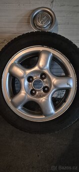 ALU 4x100, 185/55/14 originál VW, letní pneu - 2