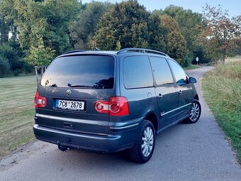 Volkswagen Sharan 2.0 TDI - 2