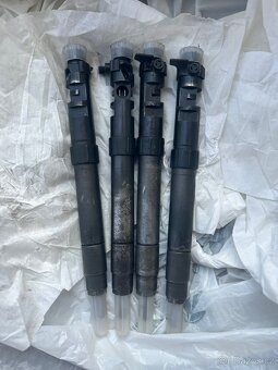 Vstřikovače a čerpadlo Mondeo 120kw 9686191080(R00101D) - 2