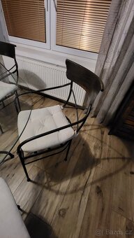 Kovový jídelní stůl +6 židlí, nová cena - 2