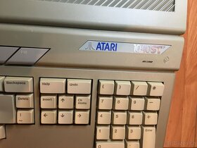 Historický počítač Atari 1040 STF + GoTek Floppy Emulator - 2