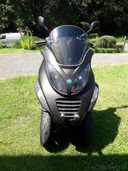 PIAGGIO MP3 250 - 2