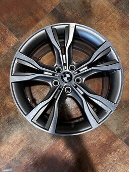 4× originální alu kola BMW 18” – OEM 8 855 093 - 2