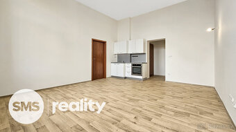 Pronájem prostorného bytu 2+kk, Opava – ul. Popská - 2