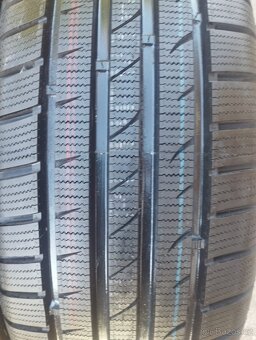 Superia Blue Win UHP 205/55 R17 95V XL - 2