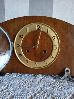 Dřevěné krbové hodiny - 2