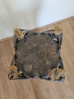 Etno dřevěný stolek, držák na CD - 2