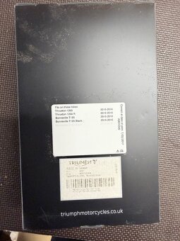 Krytky škrtících klapek na Triumph Bonneville, Speedmaster.. - 2