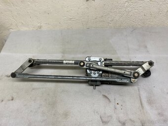 VW GOLF 5 2003-2008 - MOTOREK PŘEDNÍCH STĚRAČŮ - 2