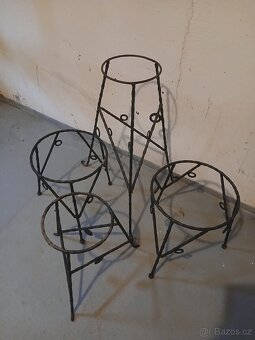 Stojany na květiny - 2
