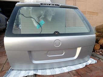 Páté dveře Škoda Octavia 2 kombi - 2