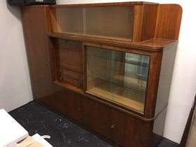 starožitná komoda - 2