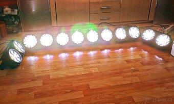 Novinka -Blinder 260 Wat RGBW - 2