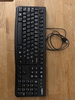 Klávesnice Logitech - 2