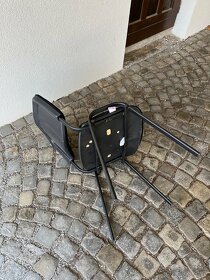 Černá kovová polstrovaná konferenční židle - 2