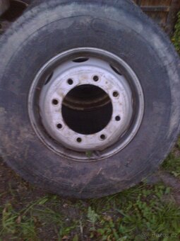 Bridgestone 305/70 R 19.5 + DISK R19.5 – 1.495,- Kč/ks - 2