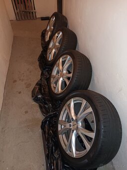 Sada kol 8x18 Carmani+PNEU Hankook 245/40 R18 93Y - 2