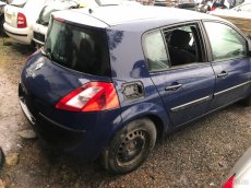 Renault Megane 2 1,5DCI 60kW 2004 kratky - díly - 2