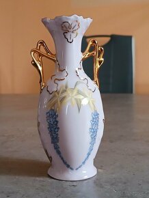 Menší váza z růžového porcelánu - 2