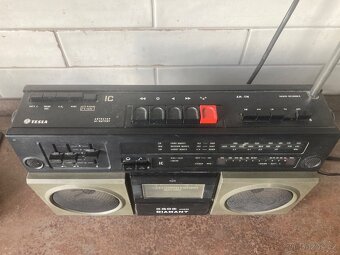 Retro radiomagnetofon Tesla Diamant K 203, zachovalý - 2