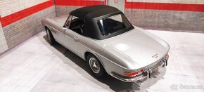 Ferrari 275 GTS Pininfarina Spyder 1964 1:18 - 2