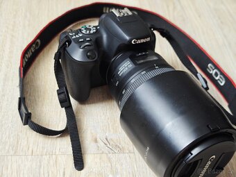 Canon 200D s objektivy - 2