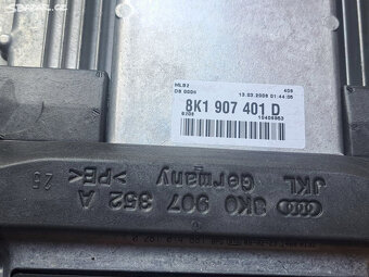 Ridici jednotka motoru Audi A5 8T 2.7 tdi - 2