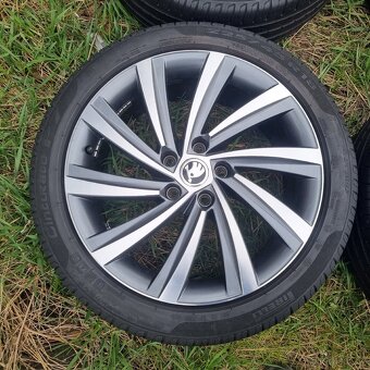 Perseus Antracit Alu kola letní Škoda Octavia IV Karoq - 2