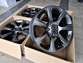 ALU 18 VW T5 T6 Amarok Touareg Chrom Shadow 5x120 219 - 2