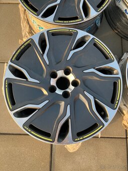 Volvo disky R18 7.5J ET 52.5 - rozteč 5x108 - 2