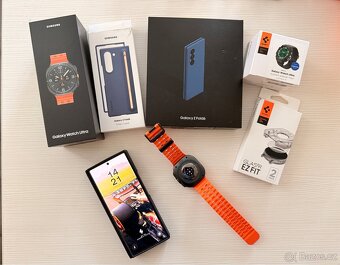 Samsung Galaxy Z Fold6 5G 12/512GB Galaxy Watch Ultra - 2