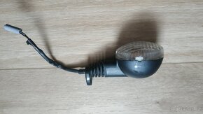 Levý přední blinkr na MT03 - 2